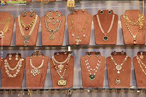 Hi Life Exhibition: October Special Fashion Edition Launch