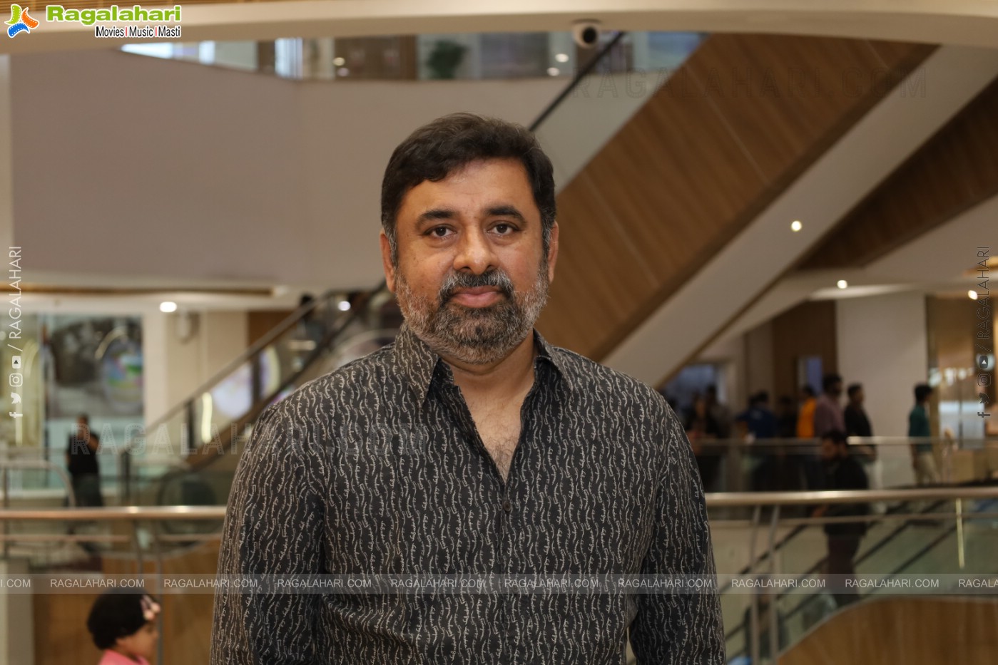 Director Sukumar Launches Sharetea at Inorbit Mall, Hyderabad