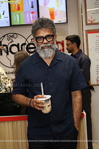 Director Sukumar Launches Sharetea at Inorbit Mall, Hyd