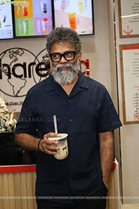 Director Sukumar Launches Sharetea at Inorbit Mall, Hyd
