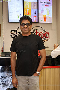 Director Sukumar Launches Sharetea at Inorbit Mall, Hyd
