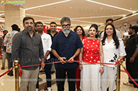 Director Sukumar Launches Sharetea at Inorbit Mall, Hyd