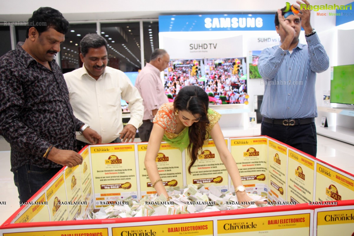 Diksha Panth announces winners of Bajaj Electronics 1 KG Gold Bumper Draw