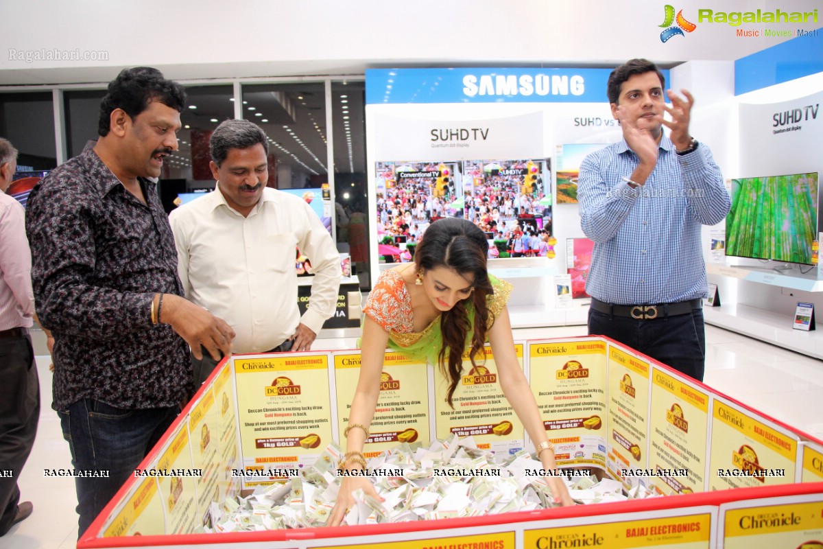 Diksha Panth announces winners of Bajaj Electronics 1 KG Gold Bumper Draw