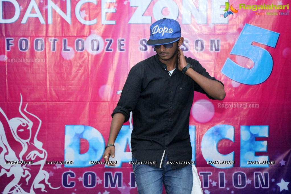 Footlooze Season 5 by Dynamic Dance Zone at St. Joseph Degree and PG College, Hyderabad