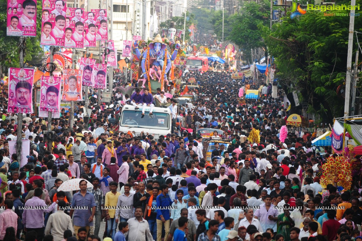 Ganesh Visarjan 2016, Hyderabad (Set 1)