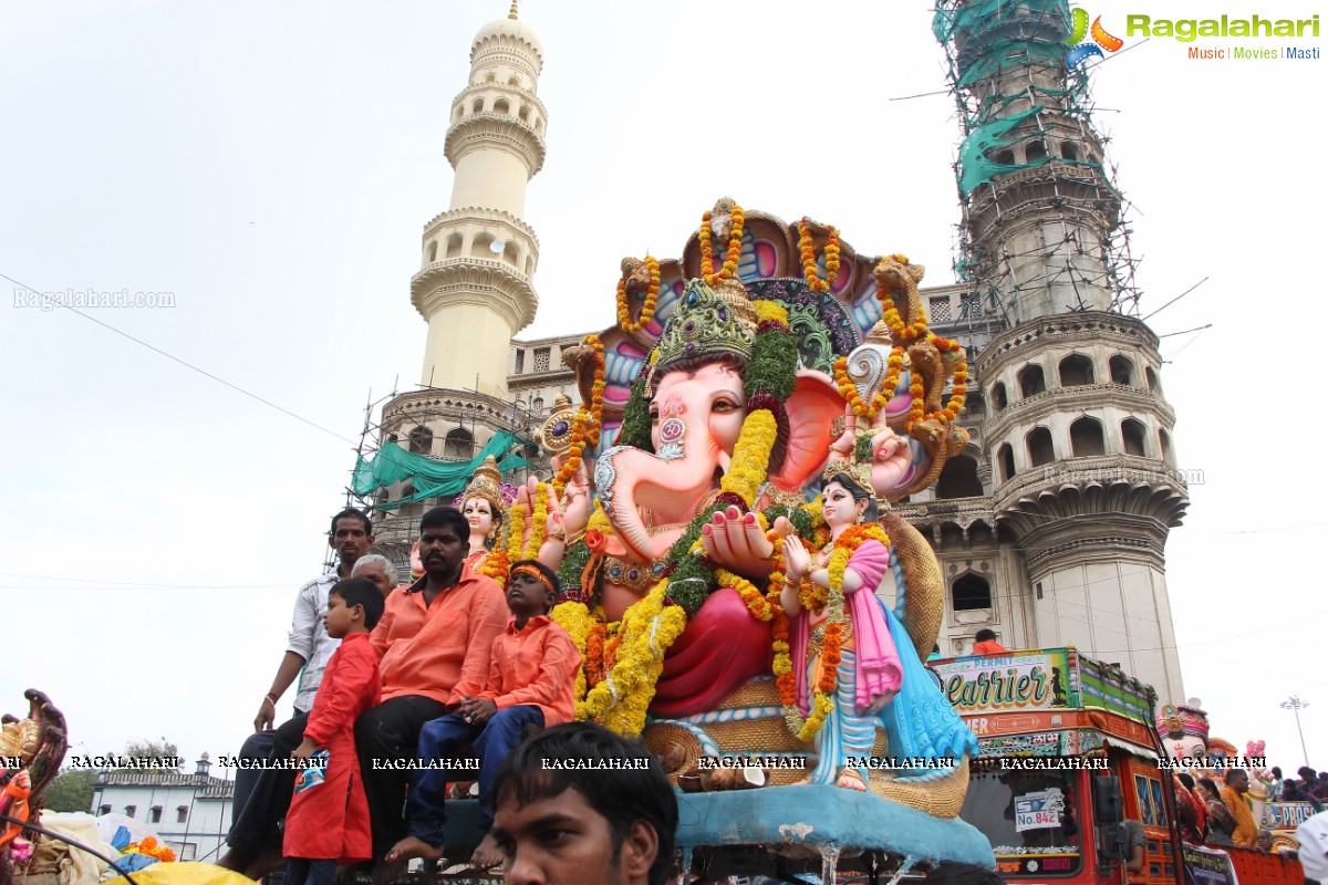 Ganesh Visarjan 2016, Hyderabad (Set 1)