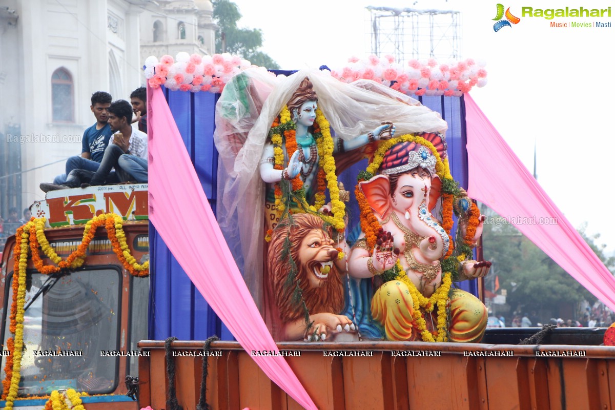 Ganesh Visarjan 2016, Hyderabad (Set 1)