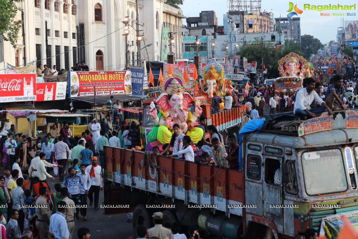 Ganesh Visarjan 2016, Hyderabad (Set 1)