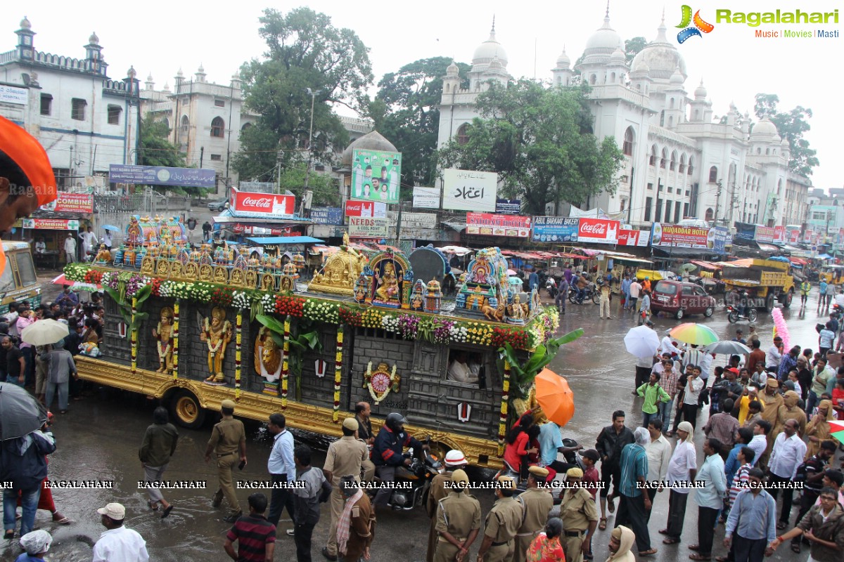 Ganesh Visarjan 2016, Hyderabad (Set 1)