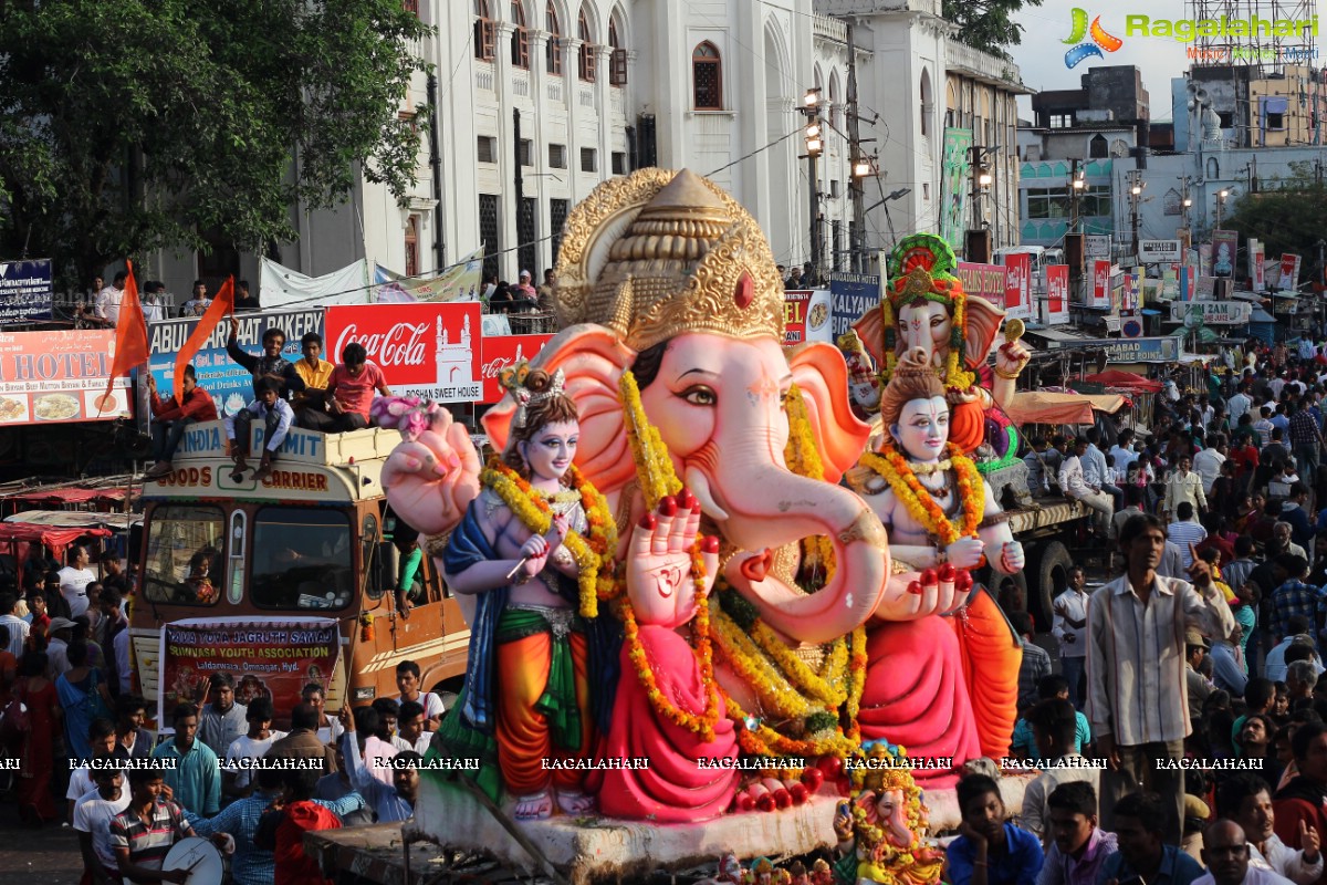 Ganesh Visarjan 2016, Hyderabad (Set 1)