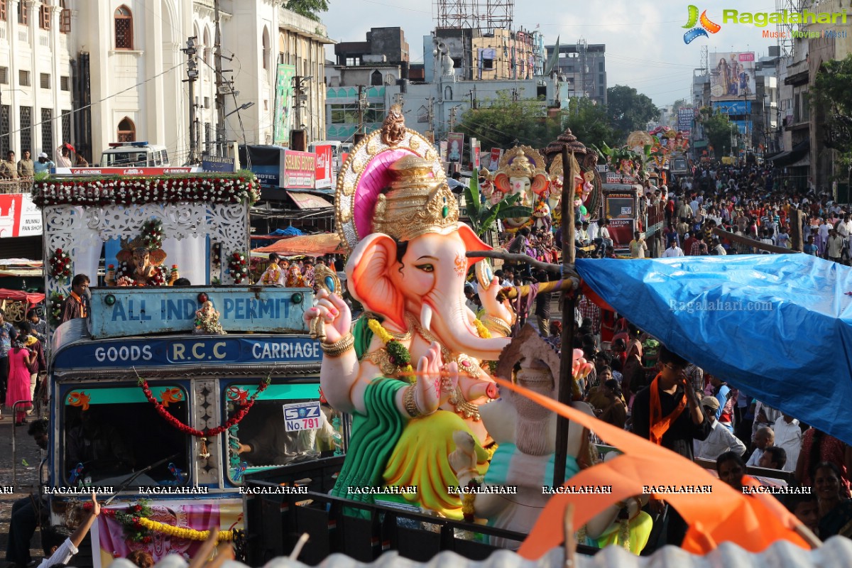 Ganesh Visarjan 2016, Hyderabad (Set 1)