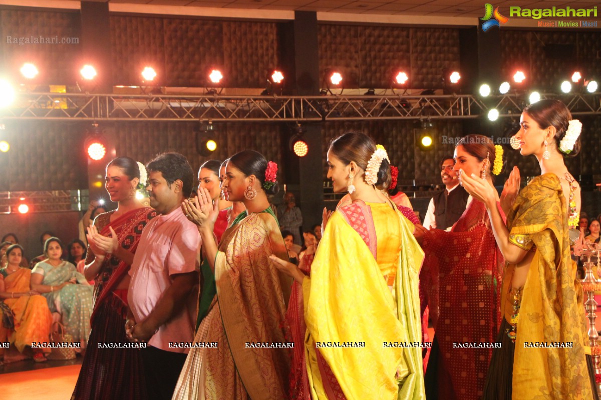 Exclusive Fashion Show by Gaurang Shah at N Convention, Hyderabad