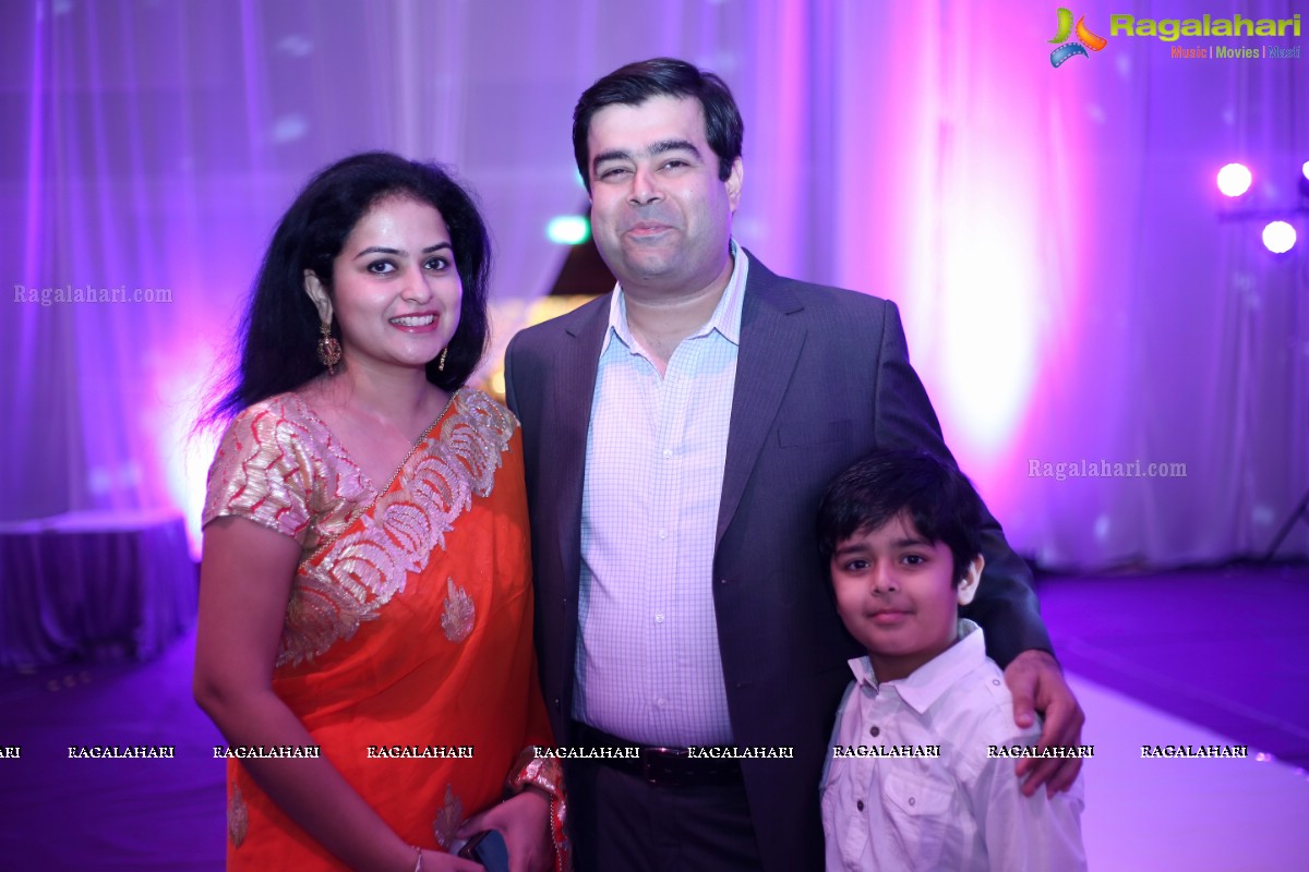 Grand Wedding Reception of Jayesh Mulani-Sonu Khitri at HICC, Novotel, Hyderabad