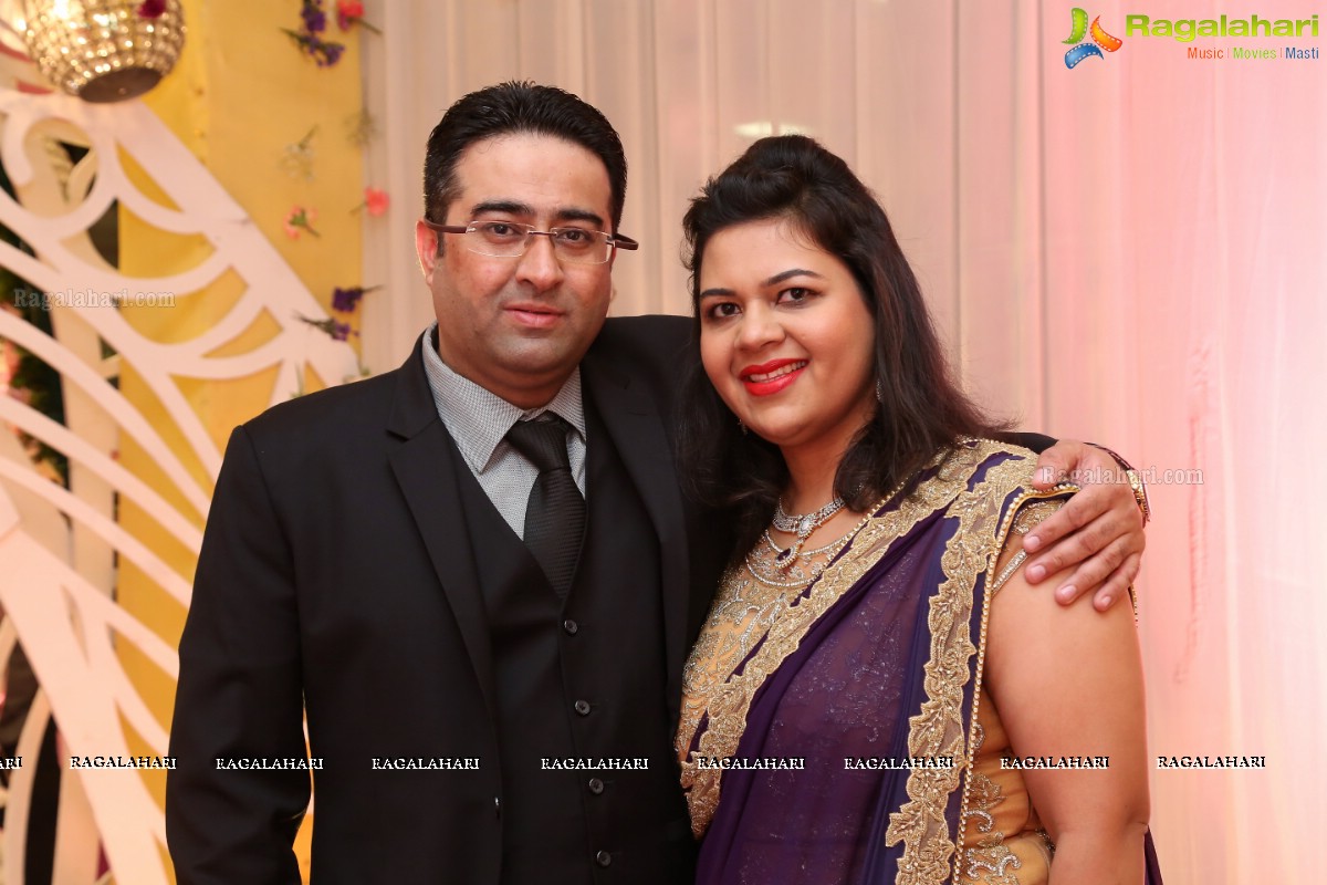 Grand Wedding Reception of Jayesh Mulani-Sonu Khitri at HICC, Novotel, Hyderabad