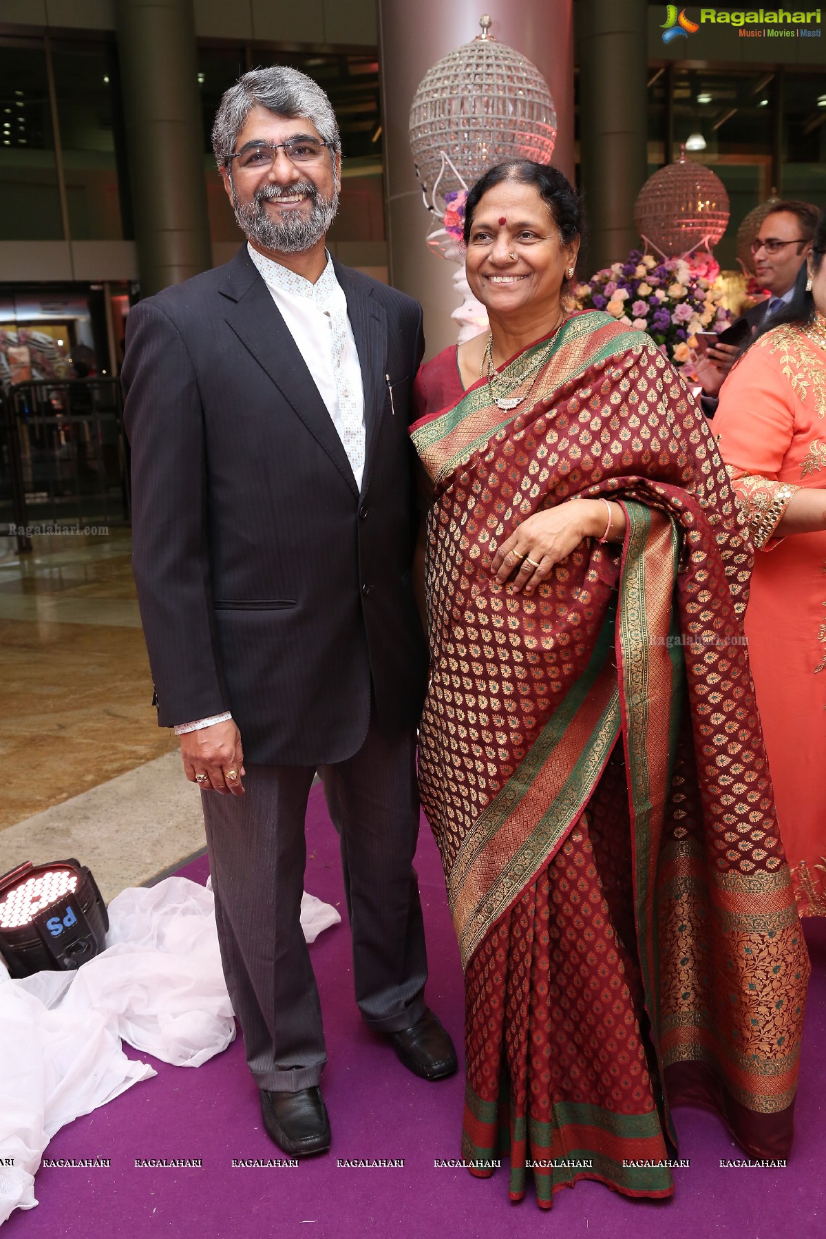 Grand Wedding Reception of Jayesh Mulani-Sonu Khitri at HICC, Novotel, Hyderabad