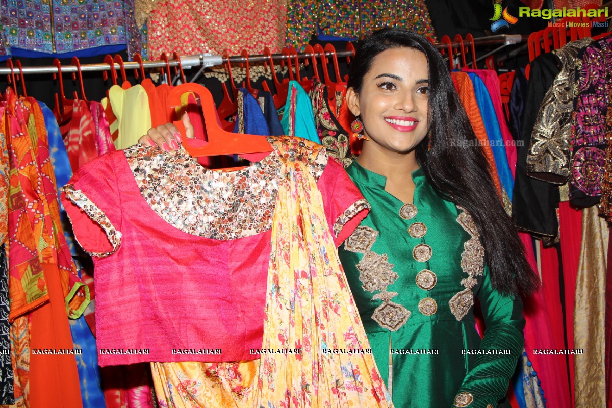 Jyotii Sethi launches Hi-Life Luxury Exhibition at HICC, Hyderabad