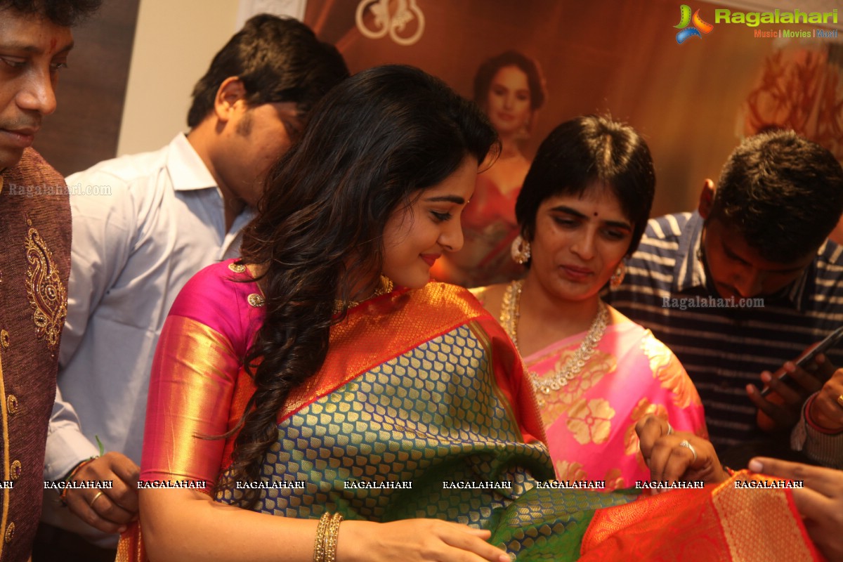 Grand Launch of Kalamandir in Vizag