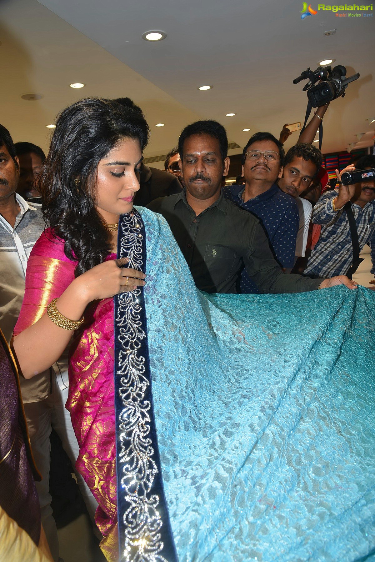 Grand Launch of Kalamandir in Vizag