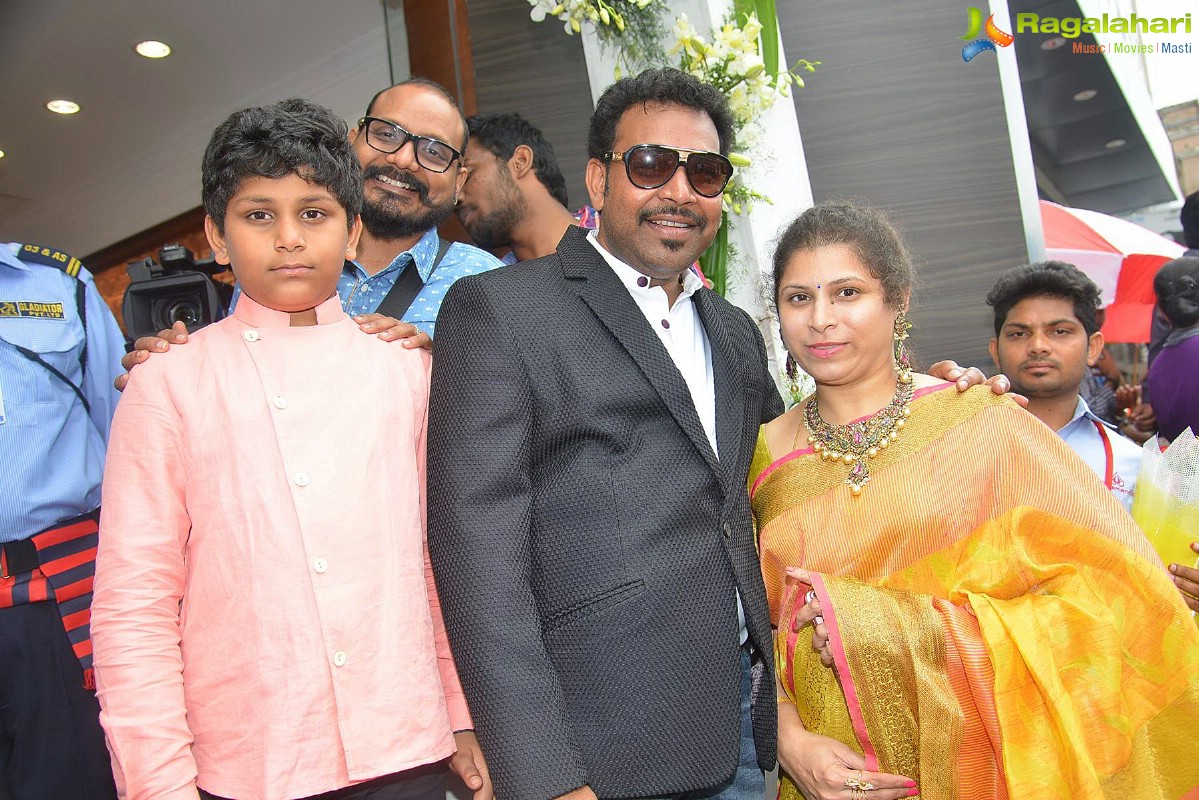 Grand Launch of Kalamandir in Vizag