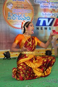 Kalavedika Swarnotsava Vedukalu