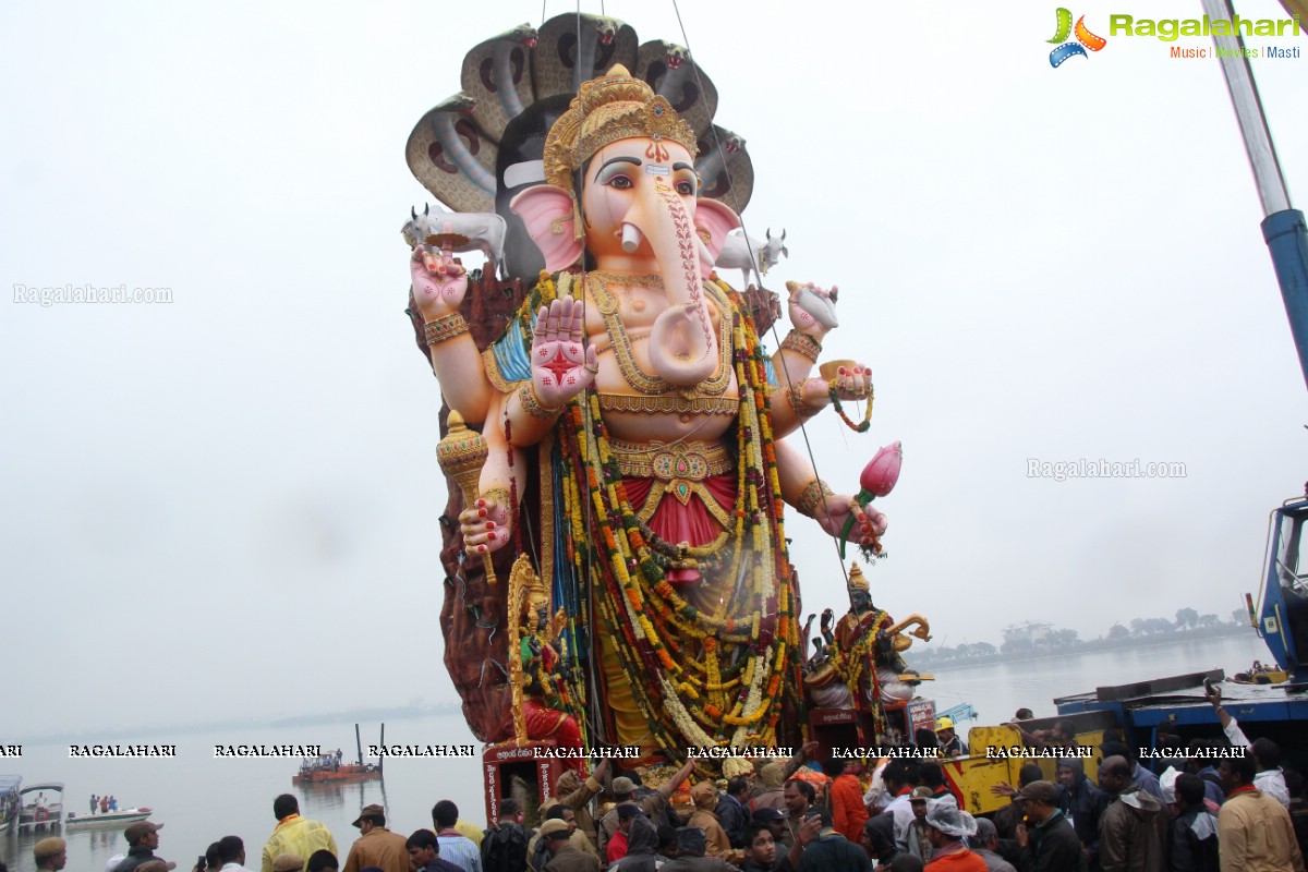 Khairatabad Ganesh 2016 Immersion at Tank Bund