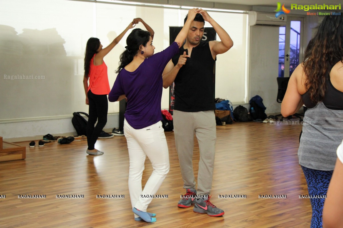 Latin Dance Boot Camp by Abhishek Singh & Nidhi Agarwal at GRYCS