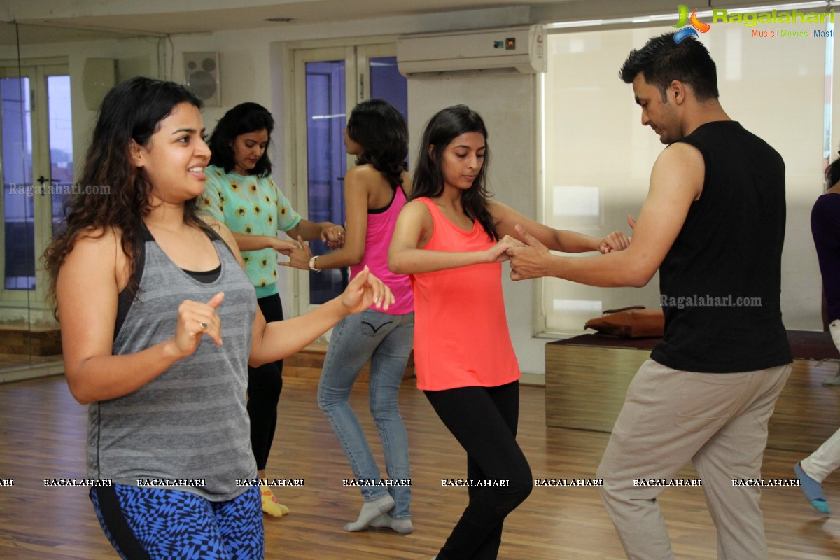 Latin Dance Boot Camp by Abhishek Singh & Nidhi Agarwal at GRYCS