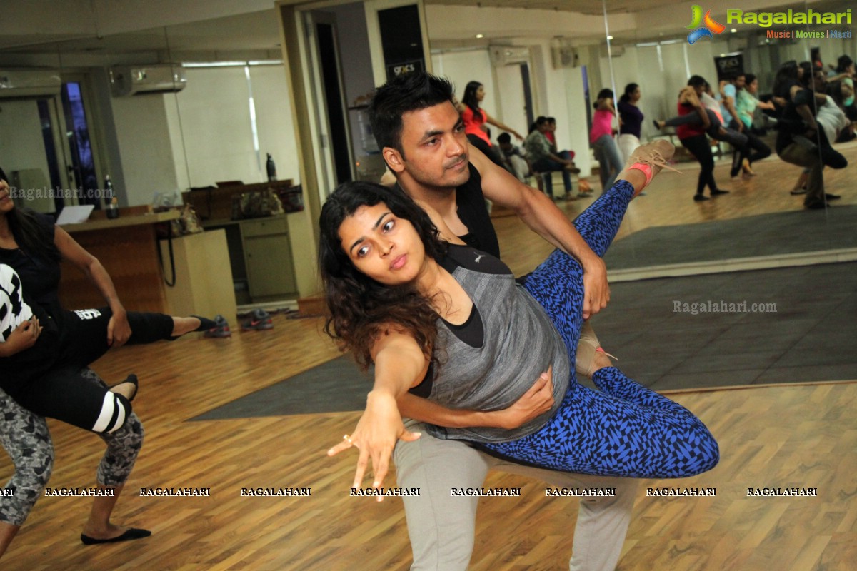 Latin Dance Boot Camp by Abhishek Singh & Nidhi Agarwal at GRYCS