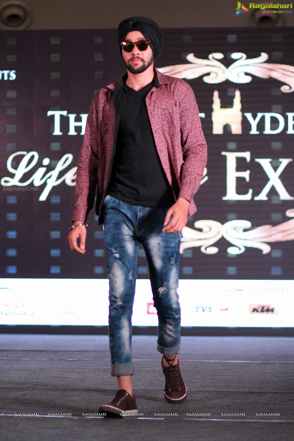 V Star Entertainment and SIPL Lifestyle Expo 2016 Fashion Show at Forum Sujana Mall, Hyderabad