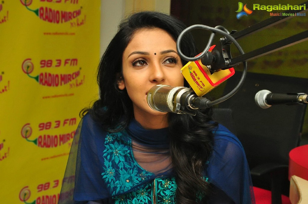 Majnu Team at Radio Mirchi, Hyderabad