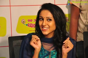 Majnu Radio Mirchi