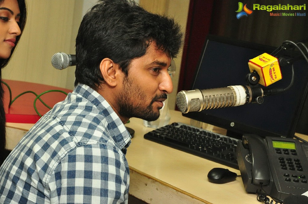 Majnu Team at Radio Mirchi, Hyderabad