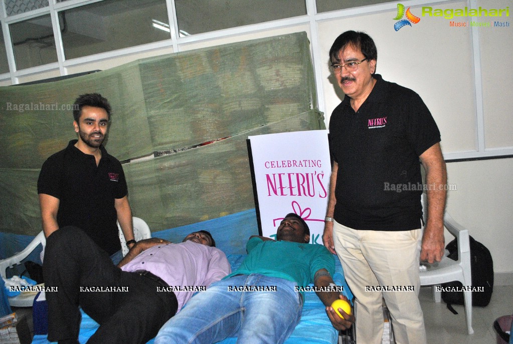 Neeru's Thanksgiving Day Blood Donation Camp, Hyderabad