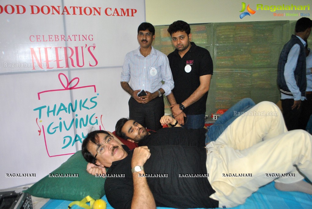 Neeru's Thanksgiving Day Blood Donation Camp, Hyderabad