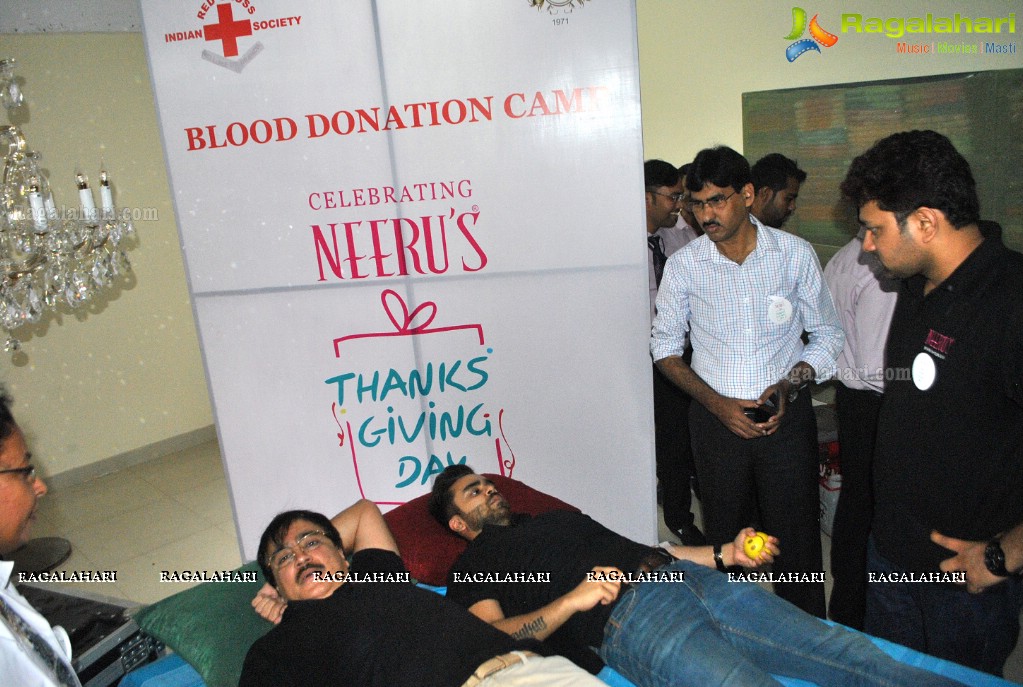 Neeru's Thanksgiving Day Blood Donation Camp, Hyderabad