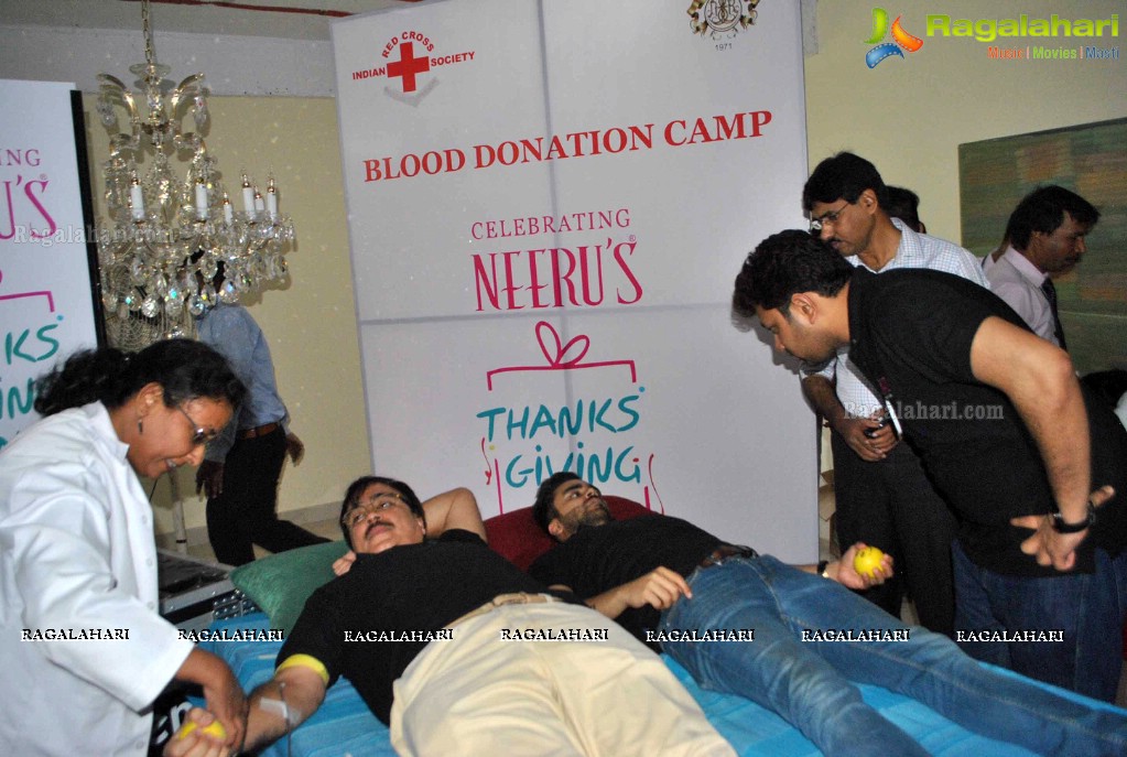 Neeru's Thanksgiving Day Blood Donation Camp, Hyderabad