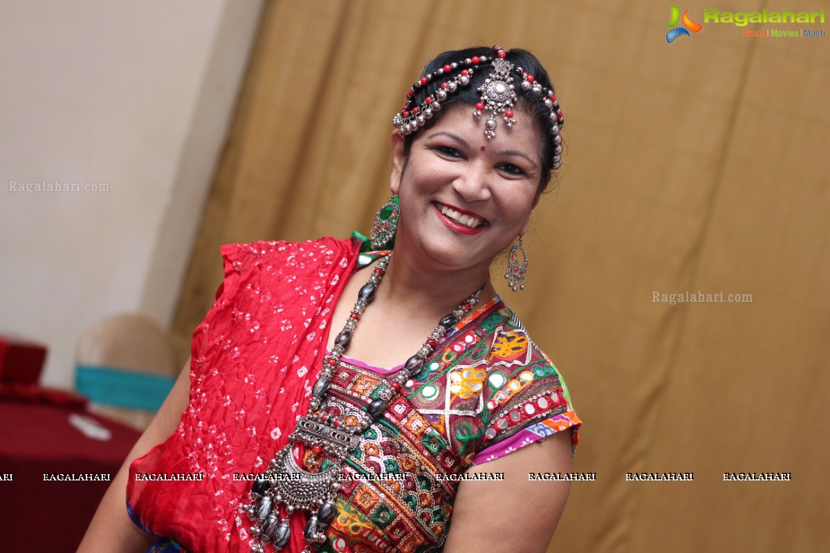 Pre Dandiya Bash 2016 by Phankar Innovative Minds at The Manohar, Hyderabad