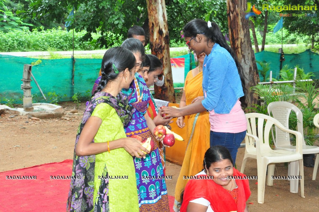 Ram-Lakshman donates 1 Lakh to Sphoorthi Jyothi Foundation