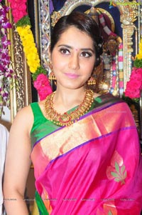 RS Brothers Raashi Khanna