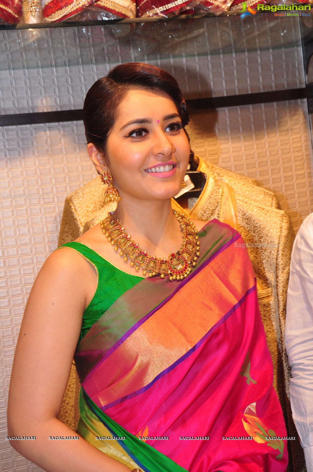 Raashi Khanna inaugurates R.S Brothers at Kothapet, Hyderabad