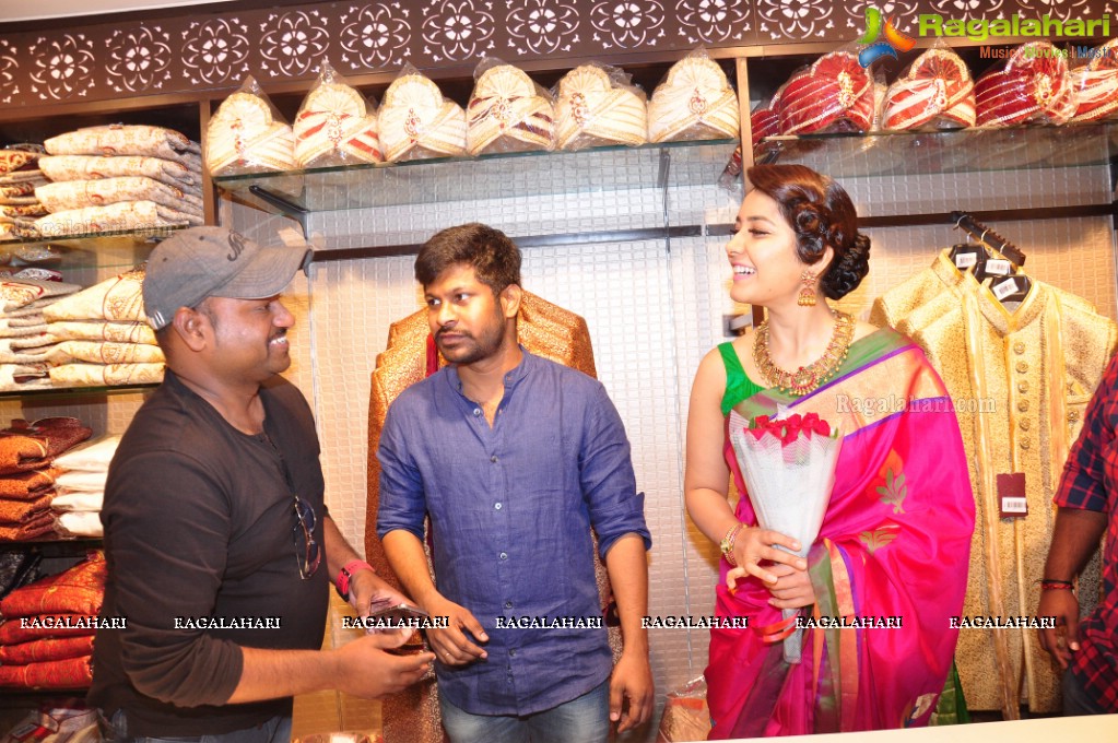 Raashi Khanna inaugurates R.S Brothers at Kothapet, Hyderabad