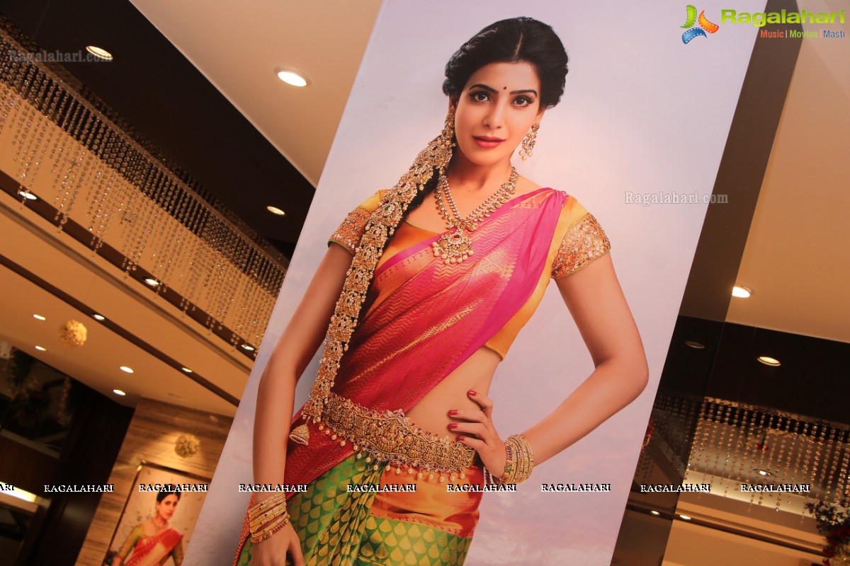 Samantha and Akhil launches South India Shopping Mall, Hyderabad