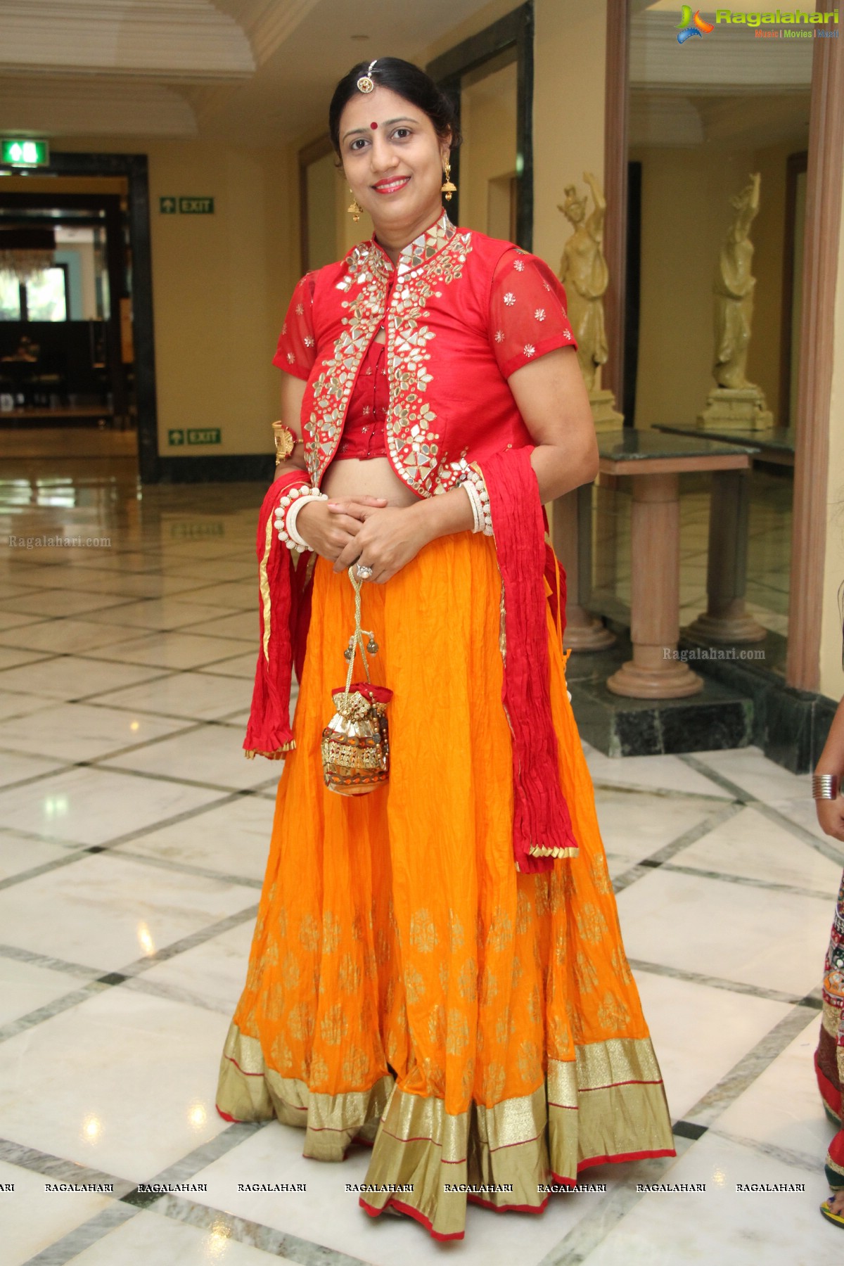 Sanskruti Ladies Club Dandiya Raas 2016 at Hydermahal