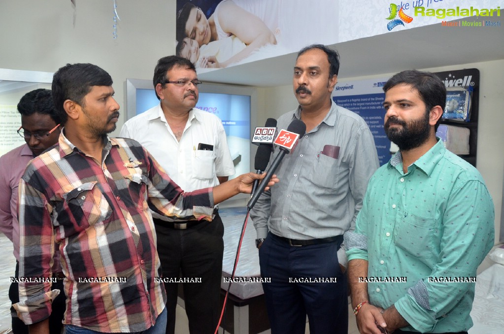 Nikita Bisht Launches Sleepwell World Showroom Miyapur, Hyderabad