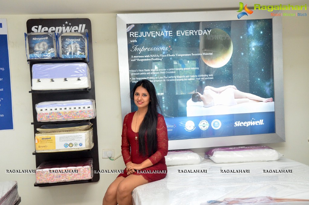 Nikita Bisht Launches Sleepwell World Showroom Miyapur, Hyderabad