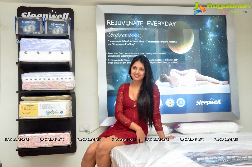 Nikita Bisht Launches Sleepwell World Showroom Miyapur, Hyderabad