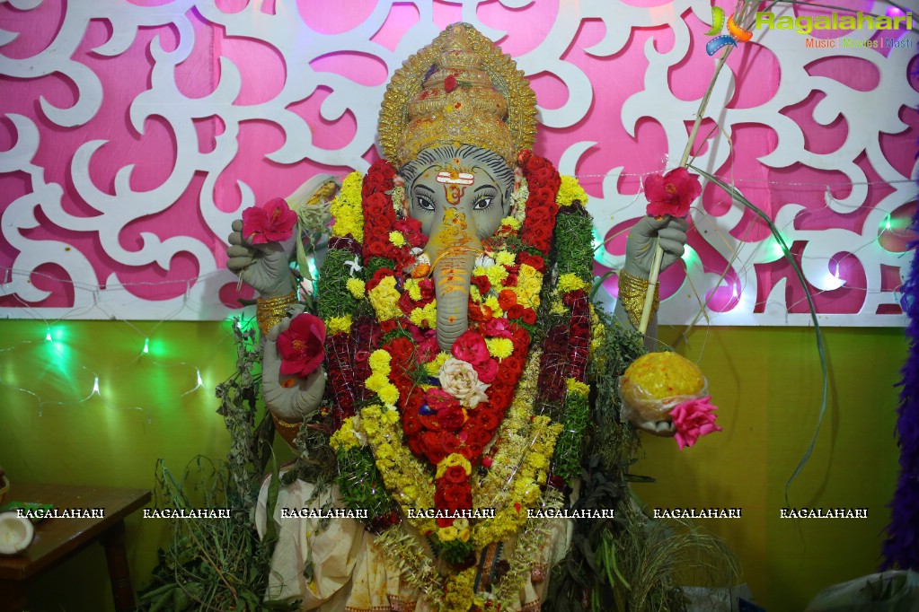 Hero Sunil at Ganesh Chaturthi Celebrations