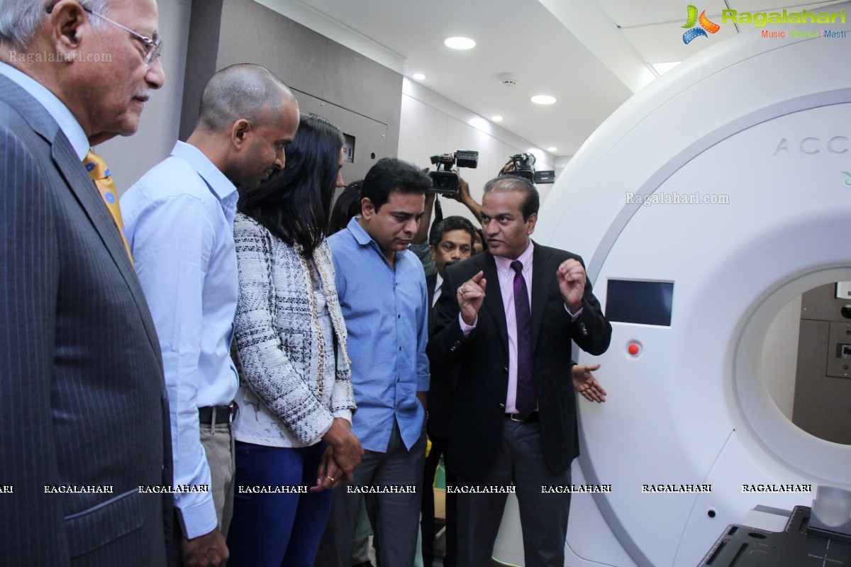 'Apollo Cancer Institutes' launches 'Tomotherapy' at Hyderabad