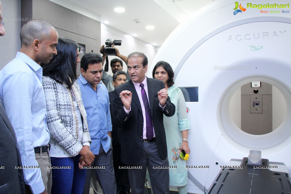 'Apollo Cancer Institutes' launches 'Tomotherapy' at Hyderabad